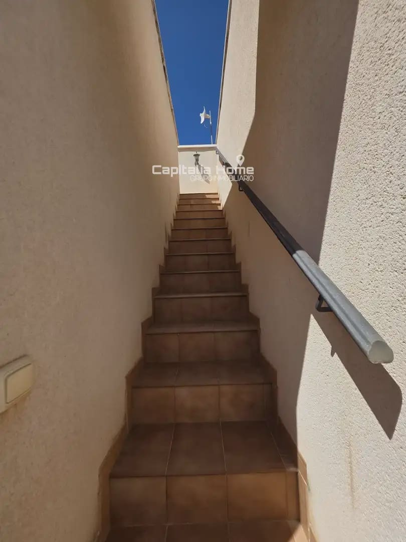 3 sovrum Radhus till salu i Orihuela med pool - 200 000 € (Ref: 10081608)