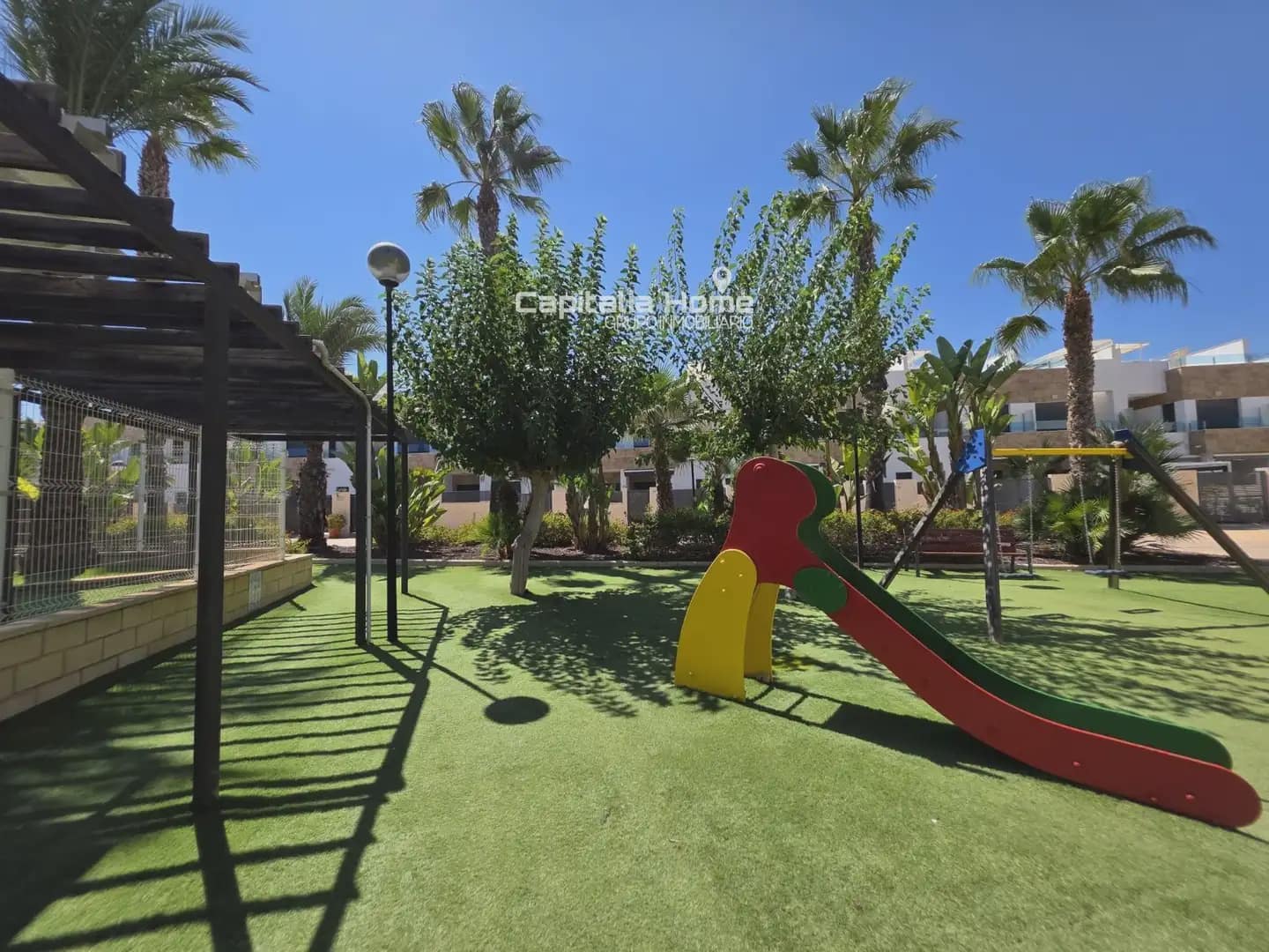 3 sovrum Radhus till salu i Orihuela med pool - 200 000 € (Ref: 10081608)