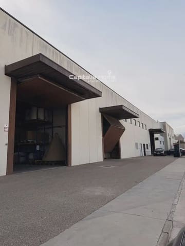 Commercial for sale in Bocairent - € 240,000 (Ref: 10081611)