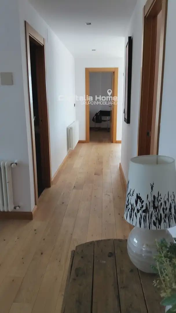 7 Zimmer Villa zu verkaufen in Relleu mit Pool Garage - 765.000 € (Ref: 10081614)