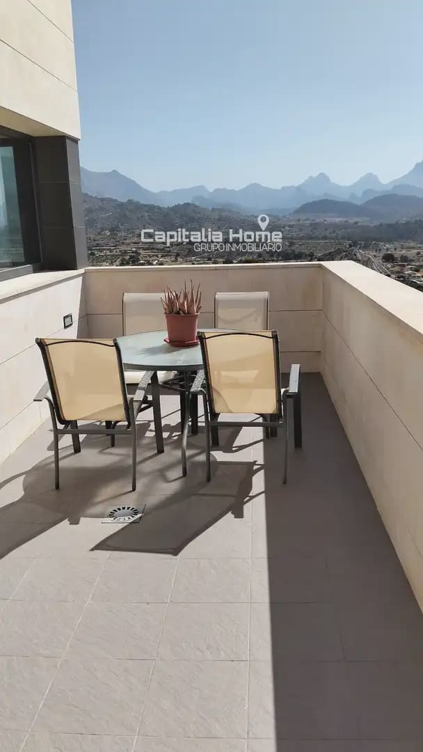 7 Zimmer Villa zu verkaufen in Relleu mit Pool Garage - 765.000 € (Ref: 10081614)