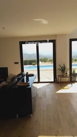 7 Zimmer Villa zu verkaufen in Relleu mit Pool Garage - 765.000 € (Ref: 10081614)