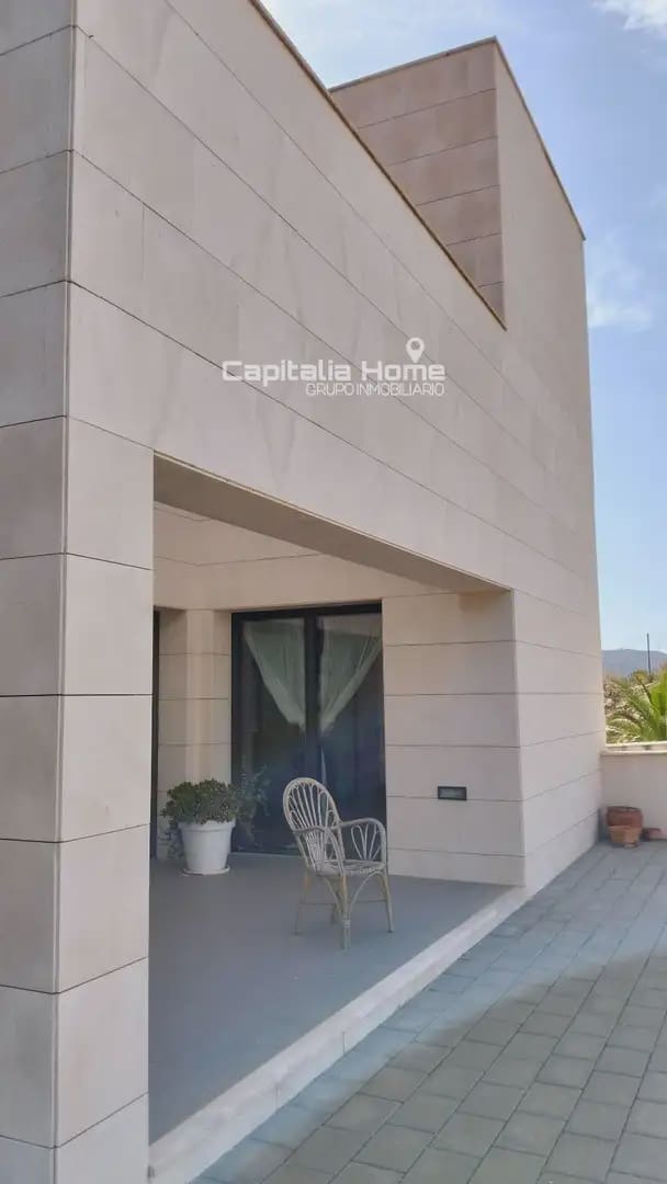 7 Zimmer Villa zu verkaufen in Relleu mit Pool Garage - 765.000 € (Ref: 10081614)