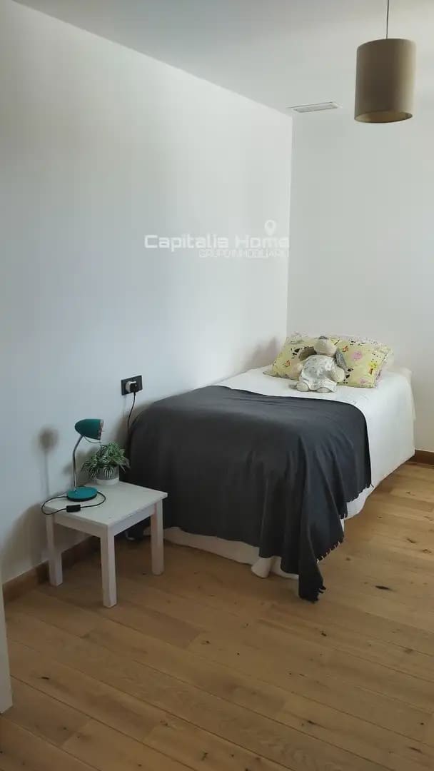 7 Zimmer Villa zu verkaufen in Relleu mit Pool Garage - 765.000 € (Ref: 10081614)