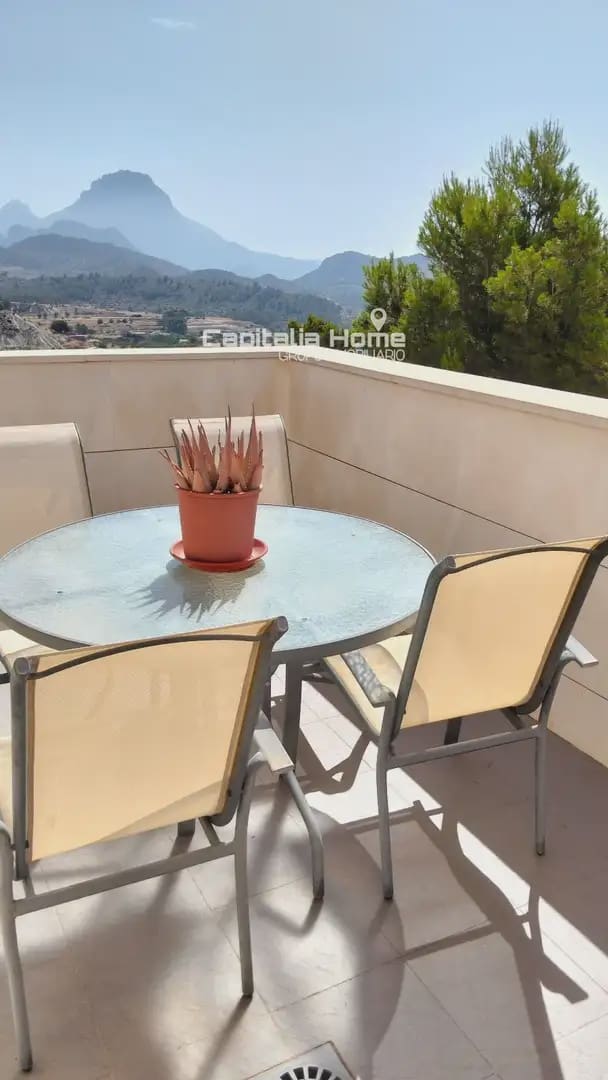 7 Zimmer Villa zu verkaufen in Relleu mit Pool Garage - 765.000 € (Ref: 10081614)