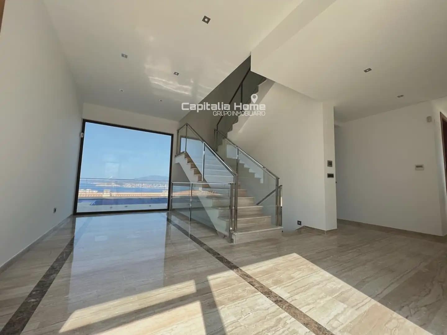 4 camera da letto Villa in vendita in Benidorm con piscina garage - 2.700.000 € (Rif: 10081616)