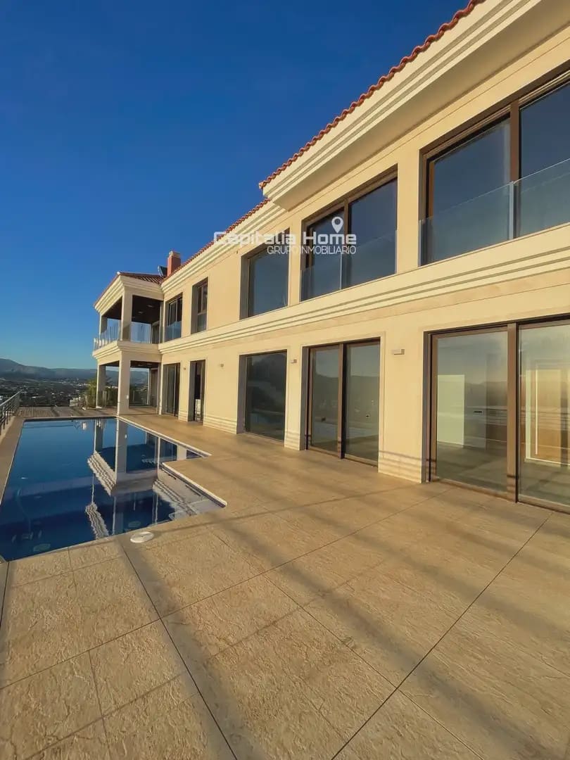 4 camera da letto Villa in vendita in Benidorm con piscina garage - 2.700.000 € (Rif: 10081616)