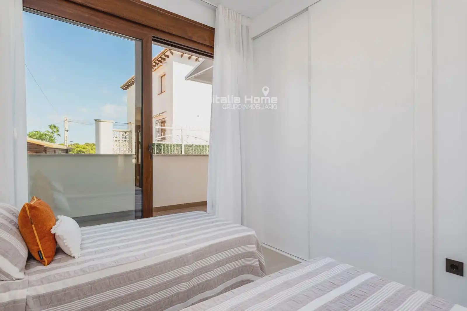 3 sovrum Lägenhet till salu i Torrevieja med pool - 310 000 € (Ref: 10081617)