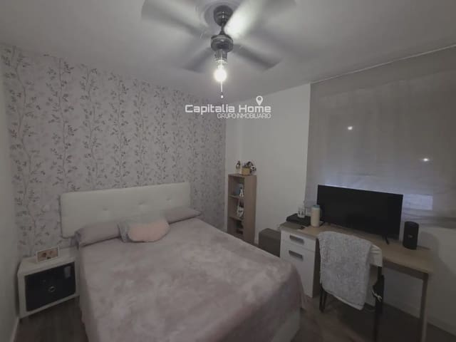 3 quarto Apartamento para venda em Playa Poniente, Benidorm com piscina - 295 000 € (Ref: 10081618)