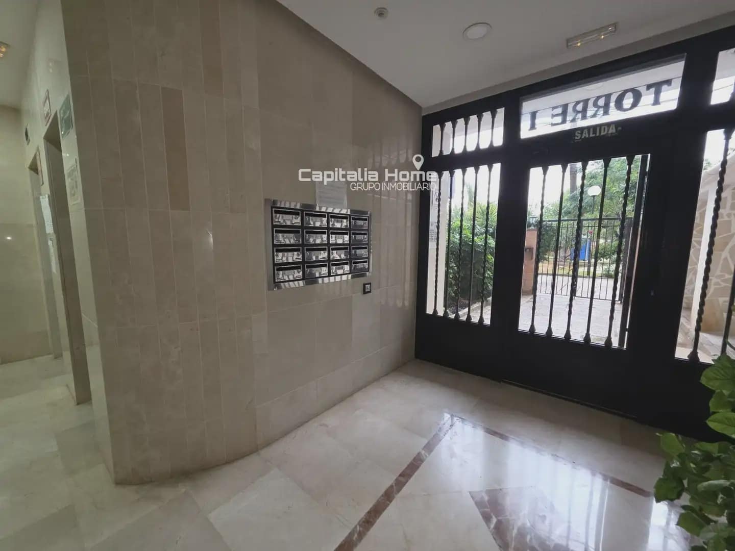 3 quarto Apartamento para venda em Benidorm com piscina - 295 000 € (Ref: 10081618)