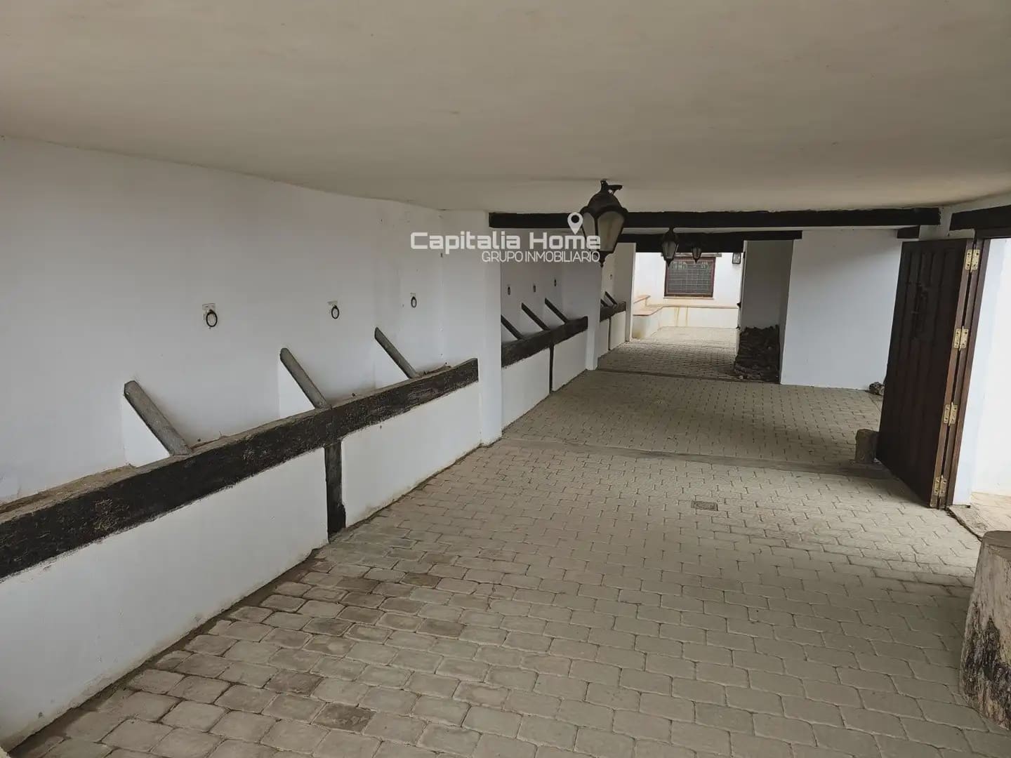 7 soveværelse Finca/Landehus til salg i Calabardina med garage - € 850.000 (Ref: 10081619)