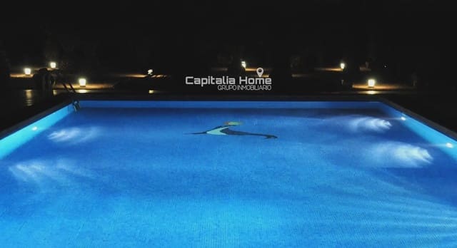 Chalet de 3 habitaciones en Orihuela ciudad, Orihuela en venta con piscina garaje - 450.000 € (Ref: 10081621)