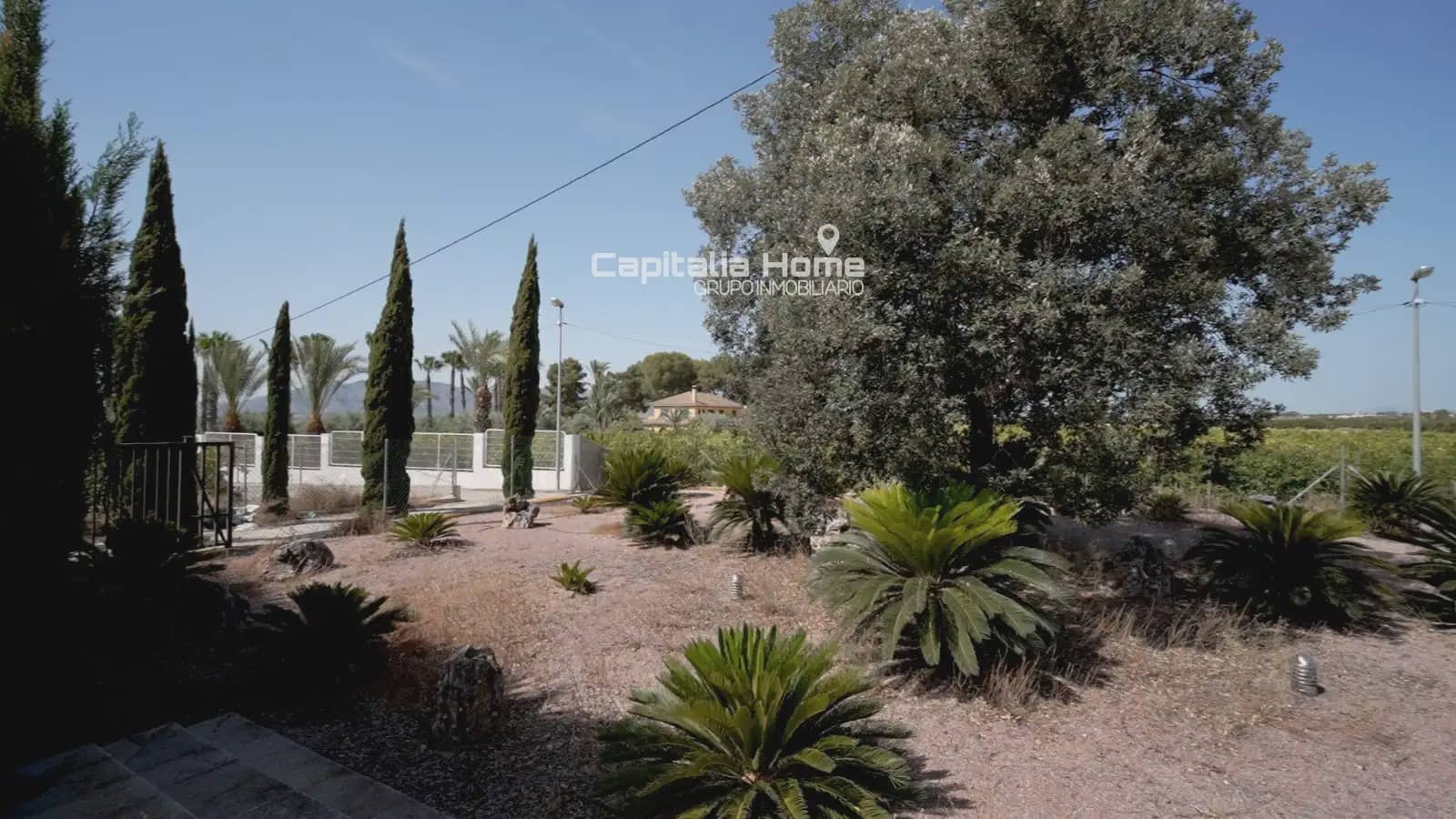 Chalet de 3 habitaciones en Orihuela en venta con piscina garaje - 450.000 € (Ref: 10081621)