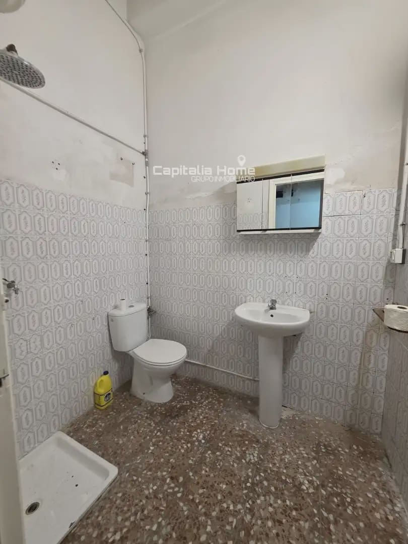 Kaupallinen myytävänä paikassa Elda - 70 000 € (Ref: 10081625)