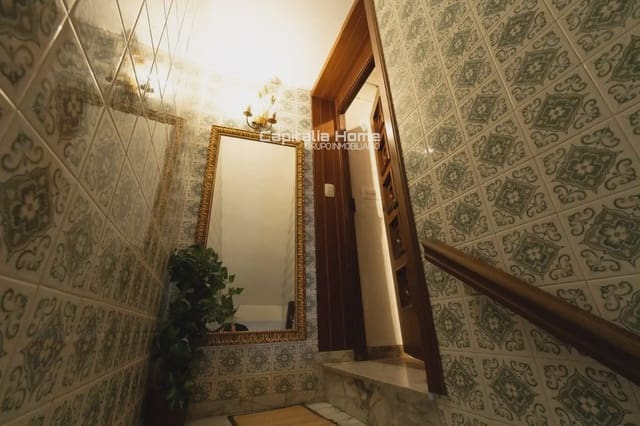 4 bedroom Townhouse for sale in Orihuela ciudad, Orihuela with garage - € 320,000 (Ref: 10081626)