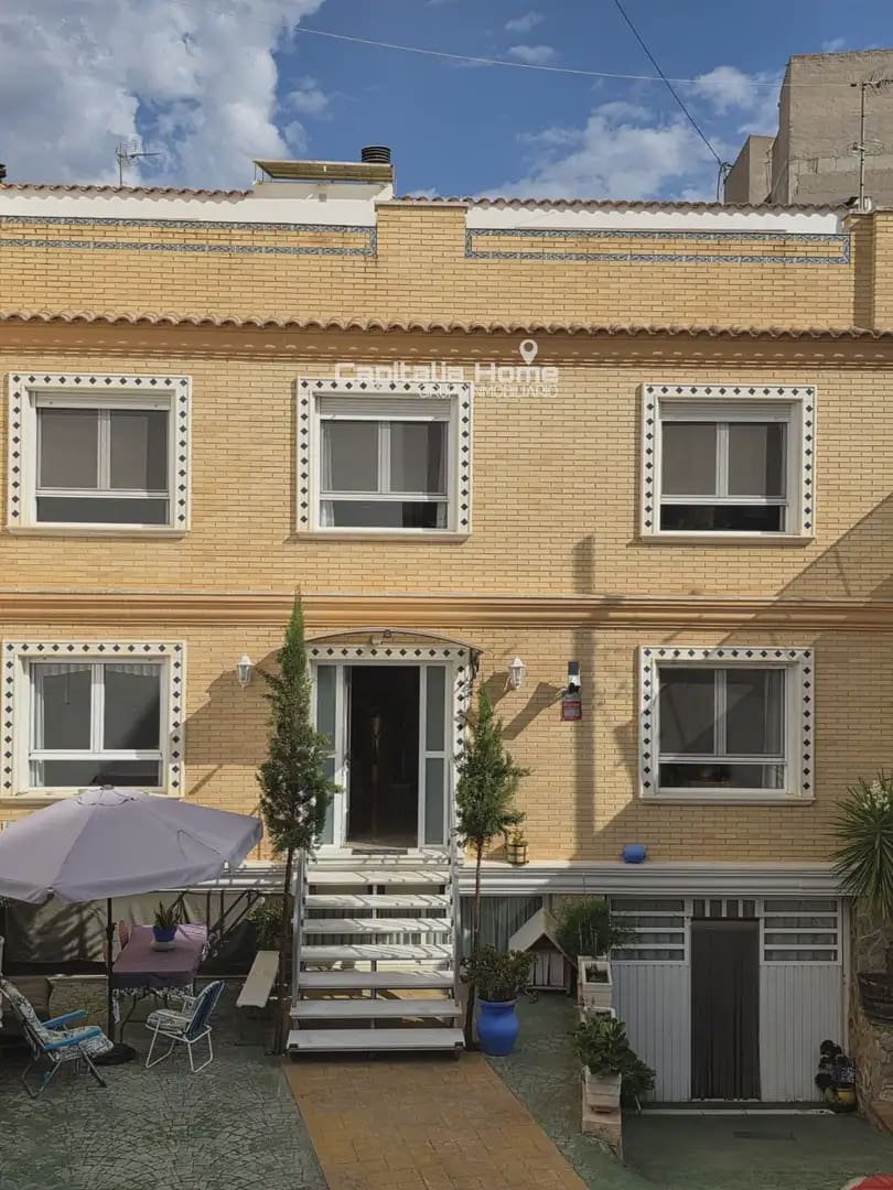 5 slaapkamer Huis te koop in Villena met garage - € 415.000 (Ref: 10103514)