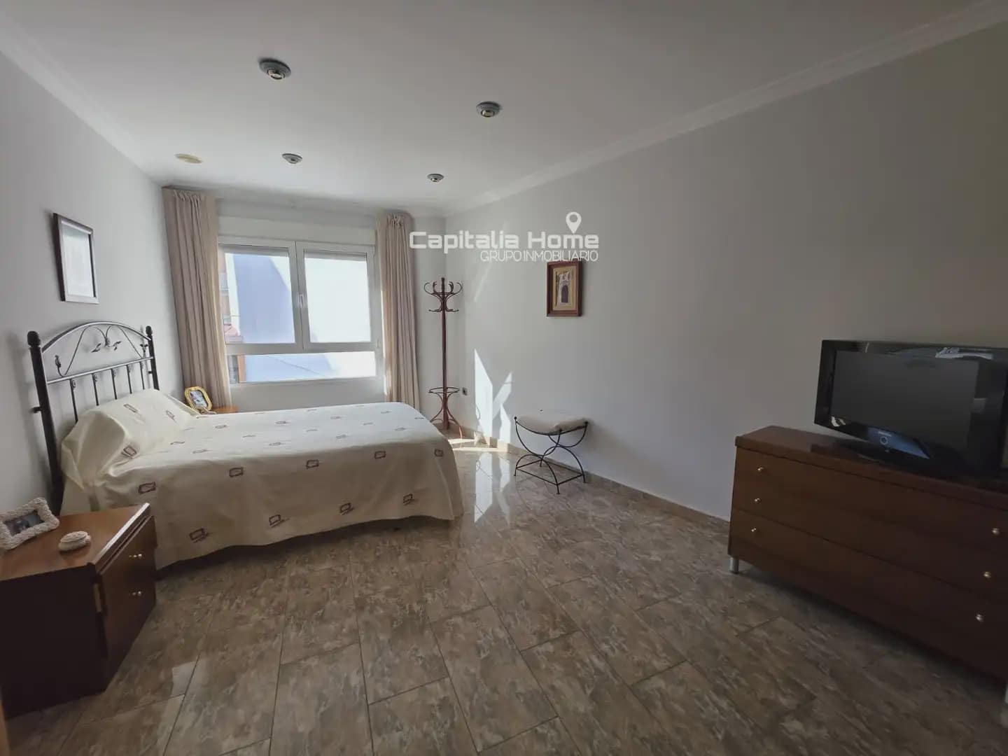 5 slaapkamer Huis te koop in Villena met garage - € 415.000 (Ref: 10103514)