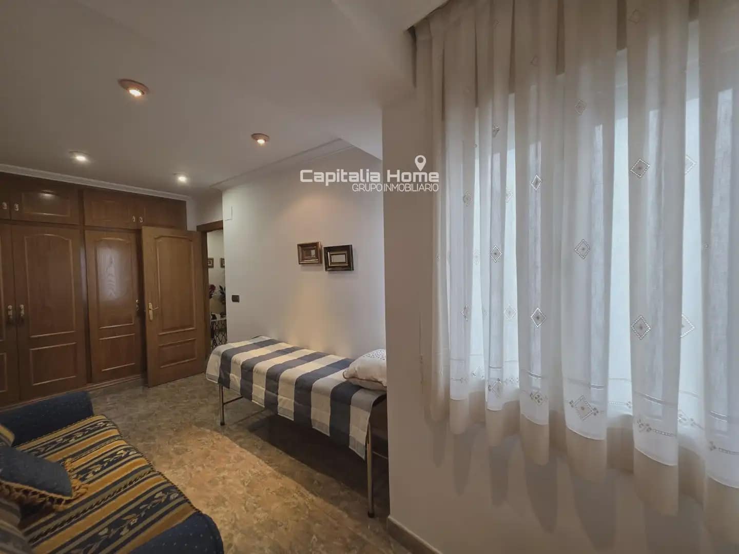 5 slaapkamer Huis te koop in Villena met garage - € 415.000 (Ref: 10103514)