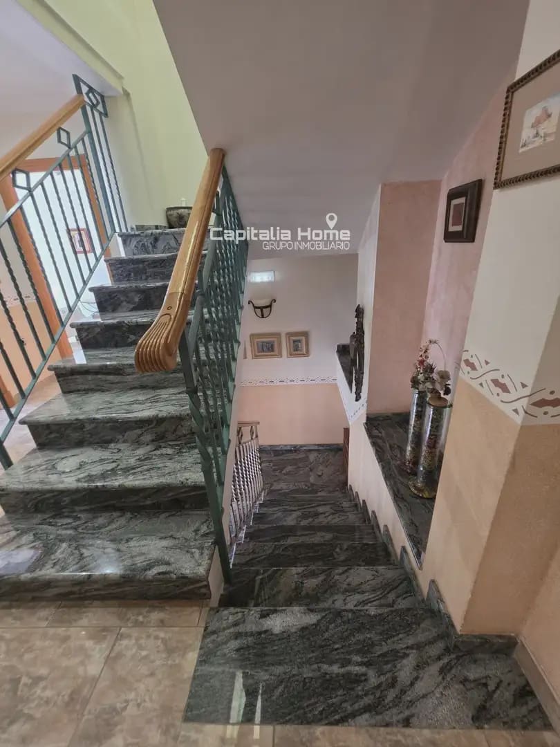 5 slaapkamer Huis te koop in Villena met garage - € 415.000 (Ref: 10103514)