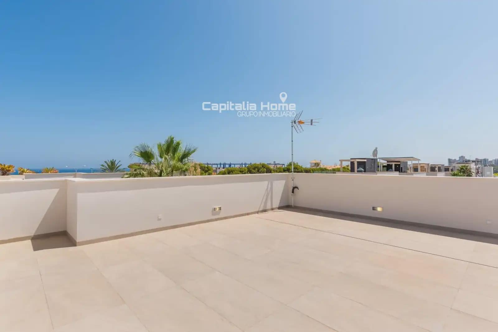 3 bedroom Villa for sale in Poblacion de Arroyo with pool garage - € 995,000 (Ref: 10111118)
