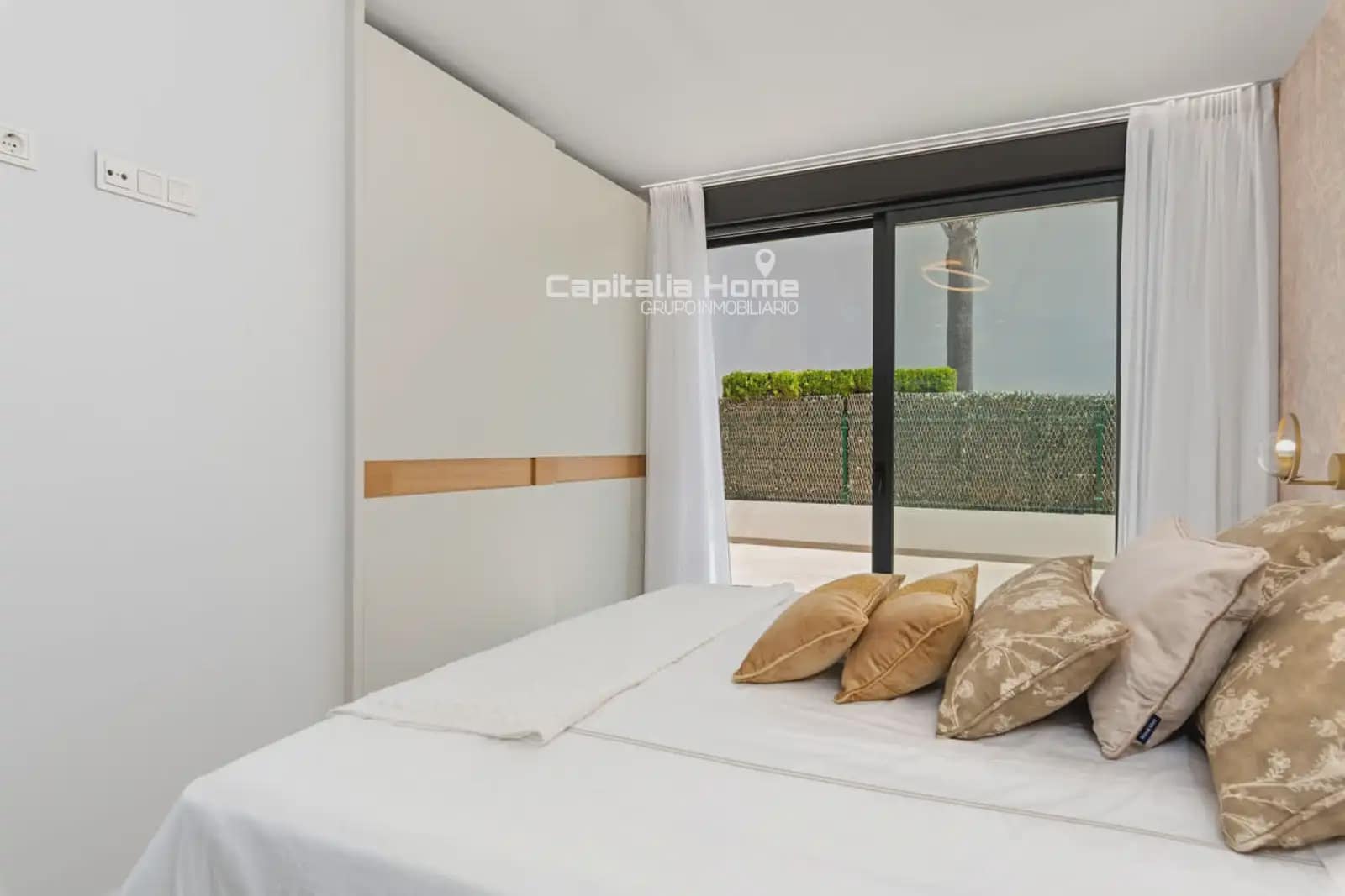 3 bedroom Villa for sale in Poblacion de Arroyo with pool garage - € 995,000 (Ref: 10111118)