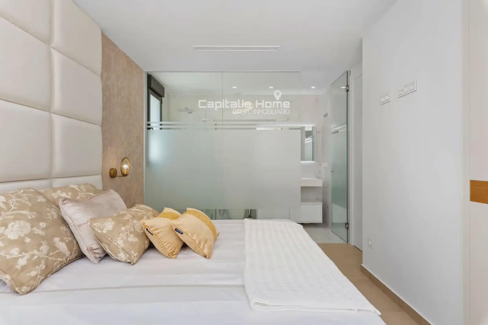 3 bedroom Villa for sale in Poblacion de Arroyo with pool garage - € 995,000 (Ref: 10111118)