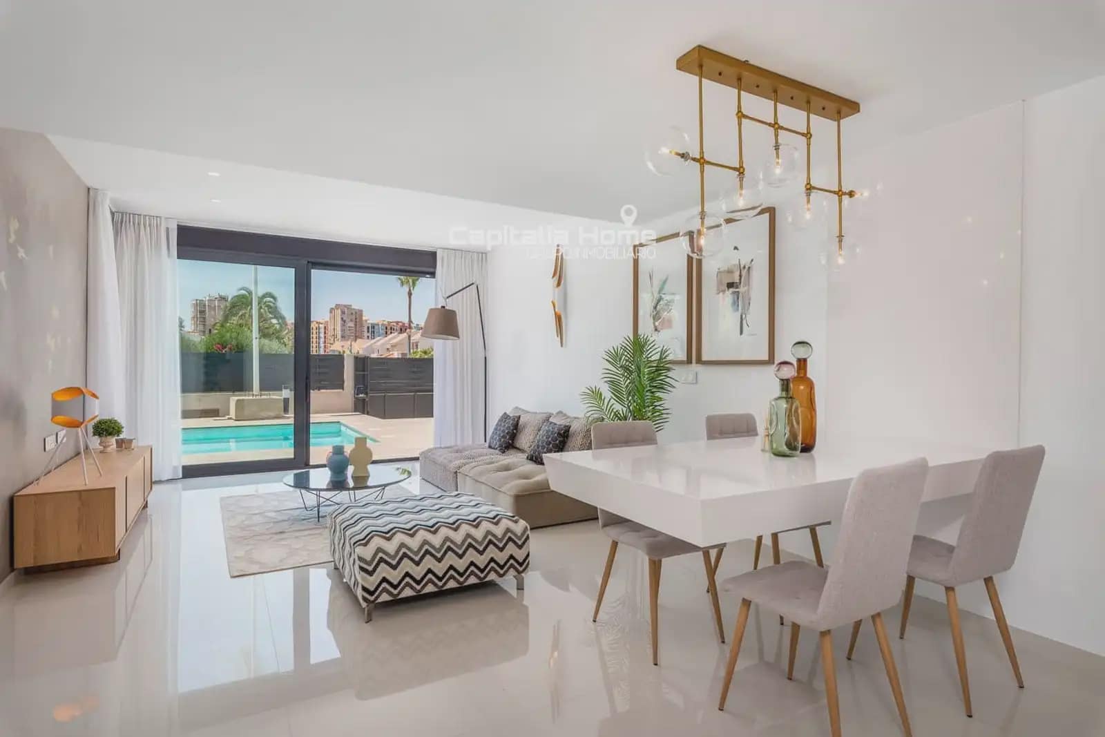 3 soverom Villa til salgs i Playa Honda med svømmebasseng garasje - € 580 000 (Ref: 10132925)
