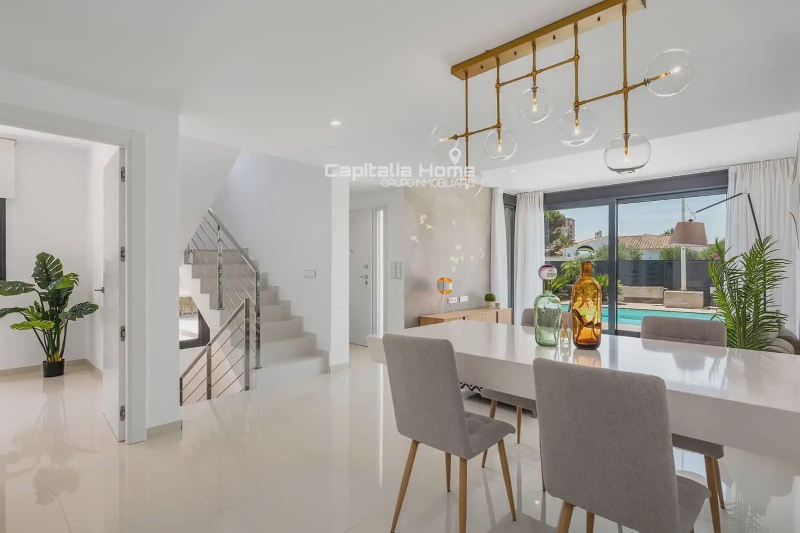 3 soverom Villa til salgs i Playa Honda med svømmebasseng garasje - € 580 000 (Ref: 10132925)