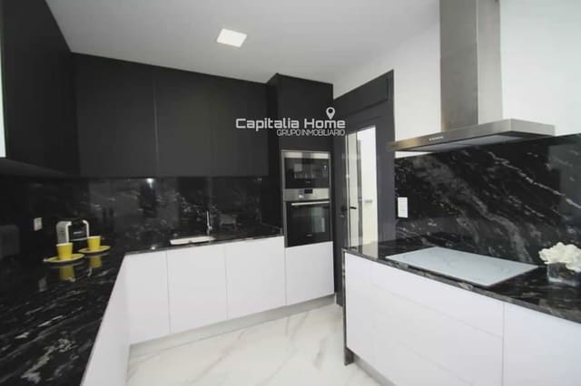2 soveværelse Bungalow til salg i San Miguel de Salinas med swimmingpool garage - € 415.000 (Ref: 10132926)