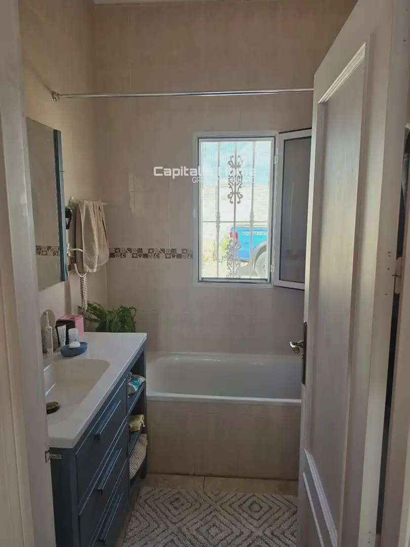 4 slaapkamer Villa te koop in Albatera met zwembad garage - € 450.000 (Ref: 10147130)