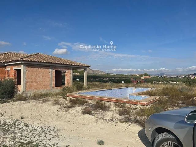 3 quarto Moradia para venda em Calasparra com piscina - 200 000 € (Ref: 10158690)