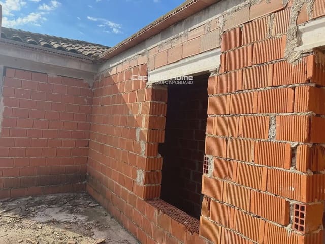 3 quarto Moradia para venda em Calasparra com piscina - 200 000 € (Ref: 10158690)