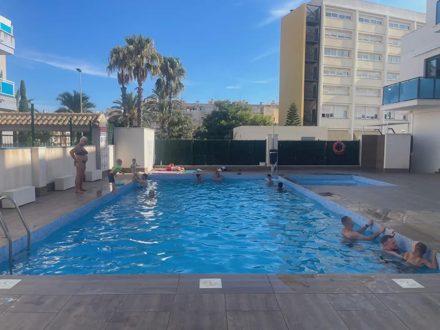 1 chambre Appartement de Plage à vendre à Torrevieja avec piscine - 134 900 € (Ref: 10081803)