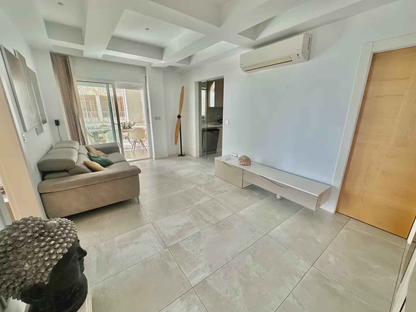 3 sovrum Strandlägenhet att hyra i Guardamar del Segura - 2 000 € (Ref: 10081807)