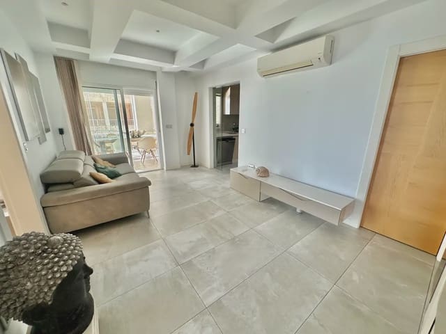 3 sovrum Strandlägenhet att hyra i Guardamar Playa, Guardamar del Segura - 2 000 € (Ref: 10081807)