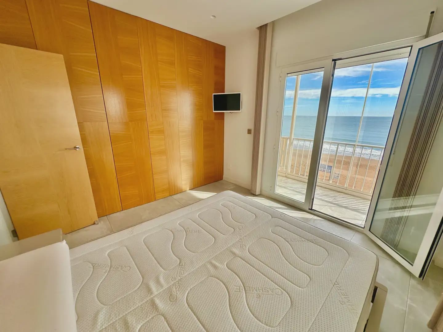 3 sovrum Strandlägenhet att hyra i Guardamar del Segura - 2 000 € (Ref: 10081807)