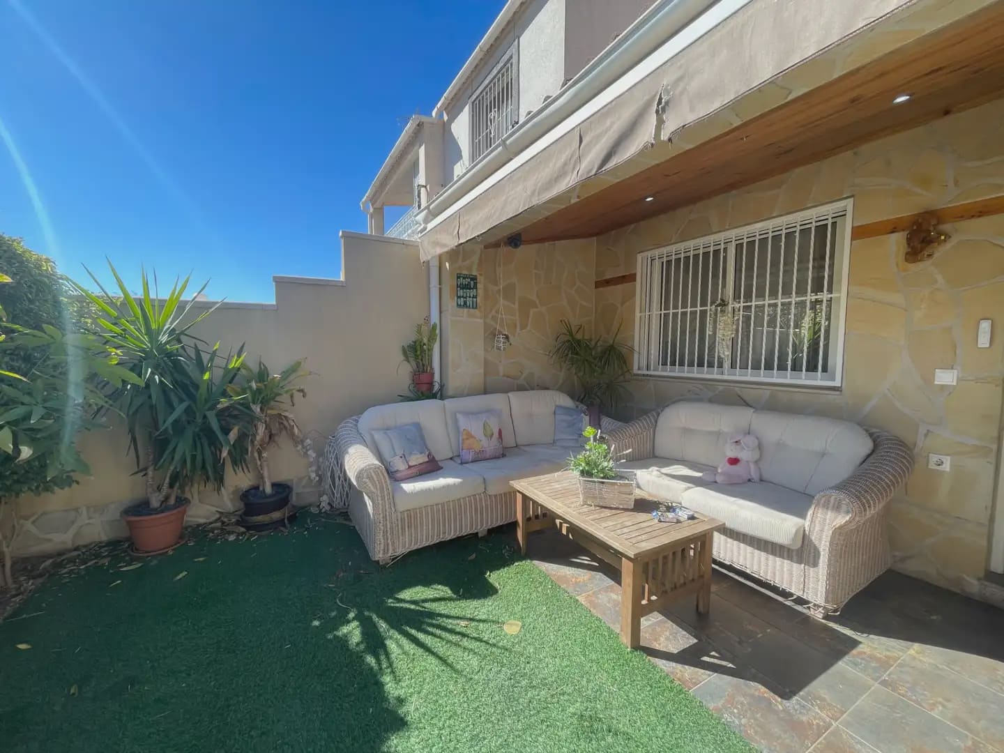 3 sypialnia Bungalow na sprzedaż w Torrevieja z basenem - 235 000 € (Ref: 10081815)