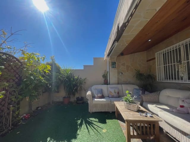 3 sypialnia Bungalow na sprzedaż w Los Balcones - Los Altos, Torrevieja z basenem - 235 000 € (Ref: 10081815)