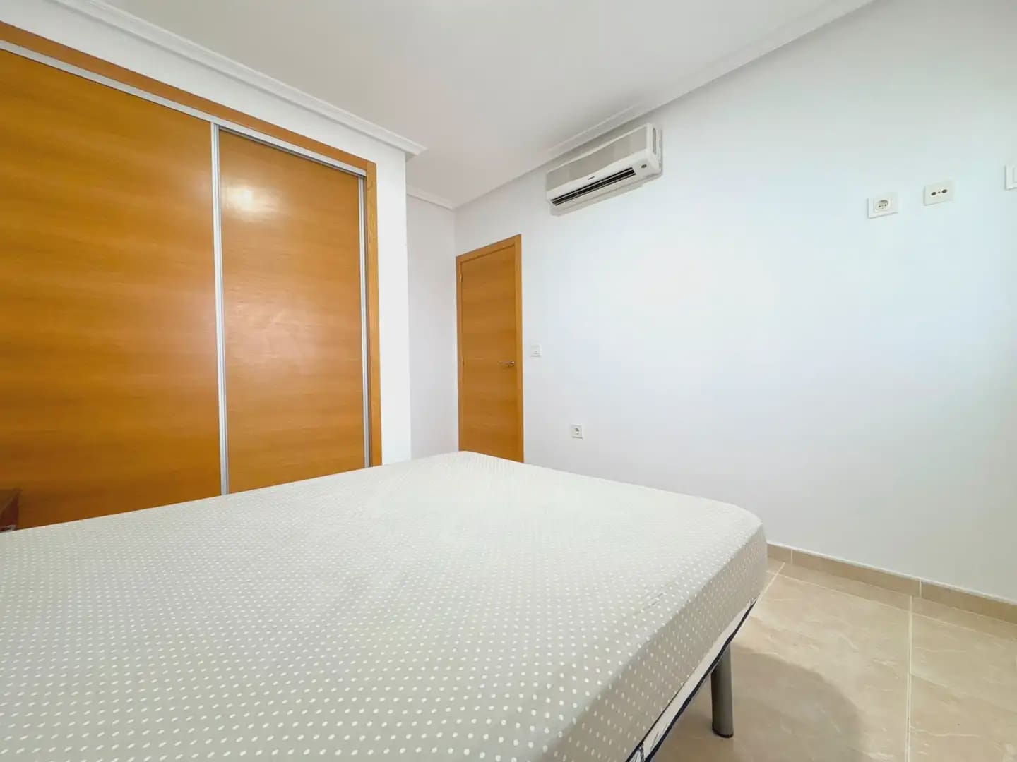 2 sovrum Lägenhet till salu i Guardamar del Segura med pool - 185 000 € (Ref: 10081819)