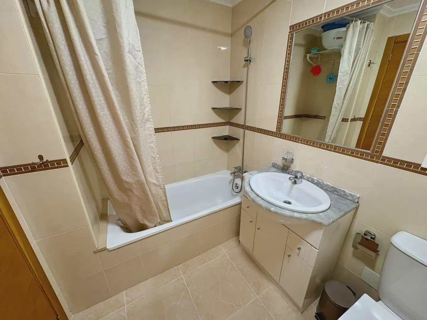 2 sovrum Lägenhet till salu i Guardamar del Segura med pool - 185 000 € (Ref: 10081819)