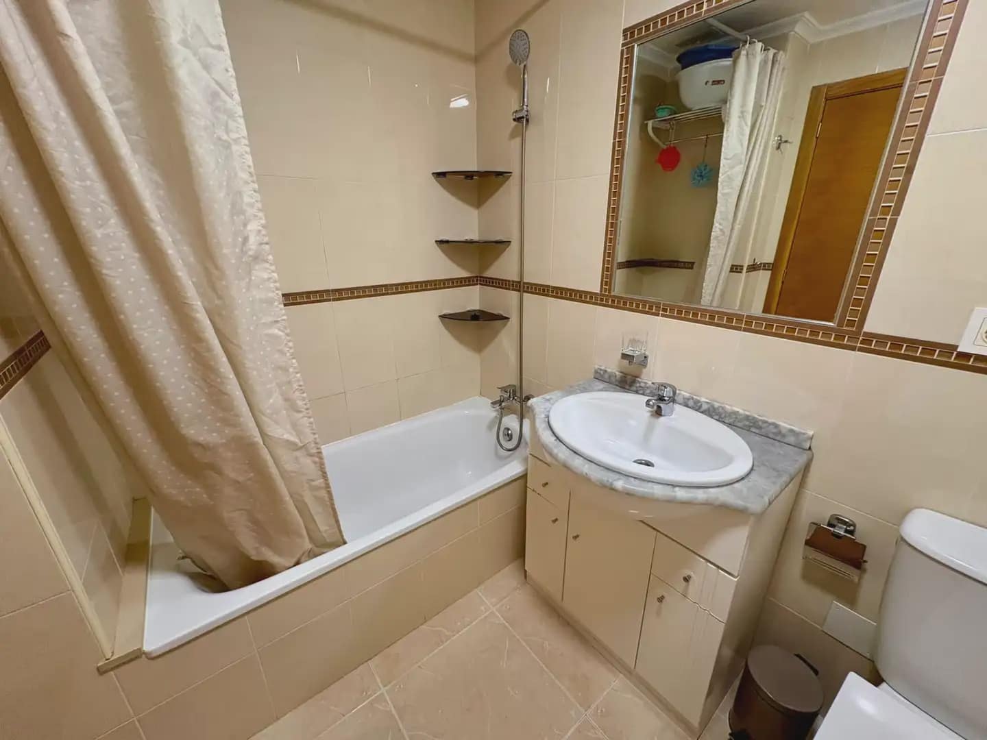 2 sovrum Lägenhet till salu i Guardamar del Segura med pool - 185 000 € (Ref: 10081819)