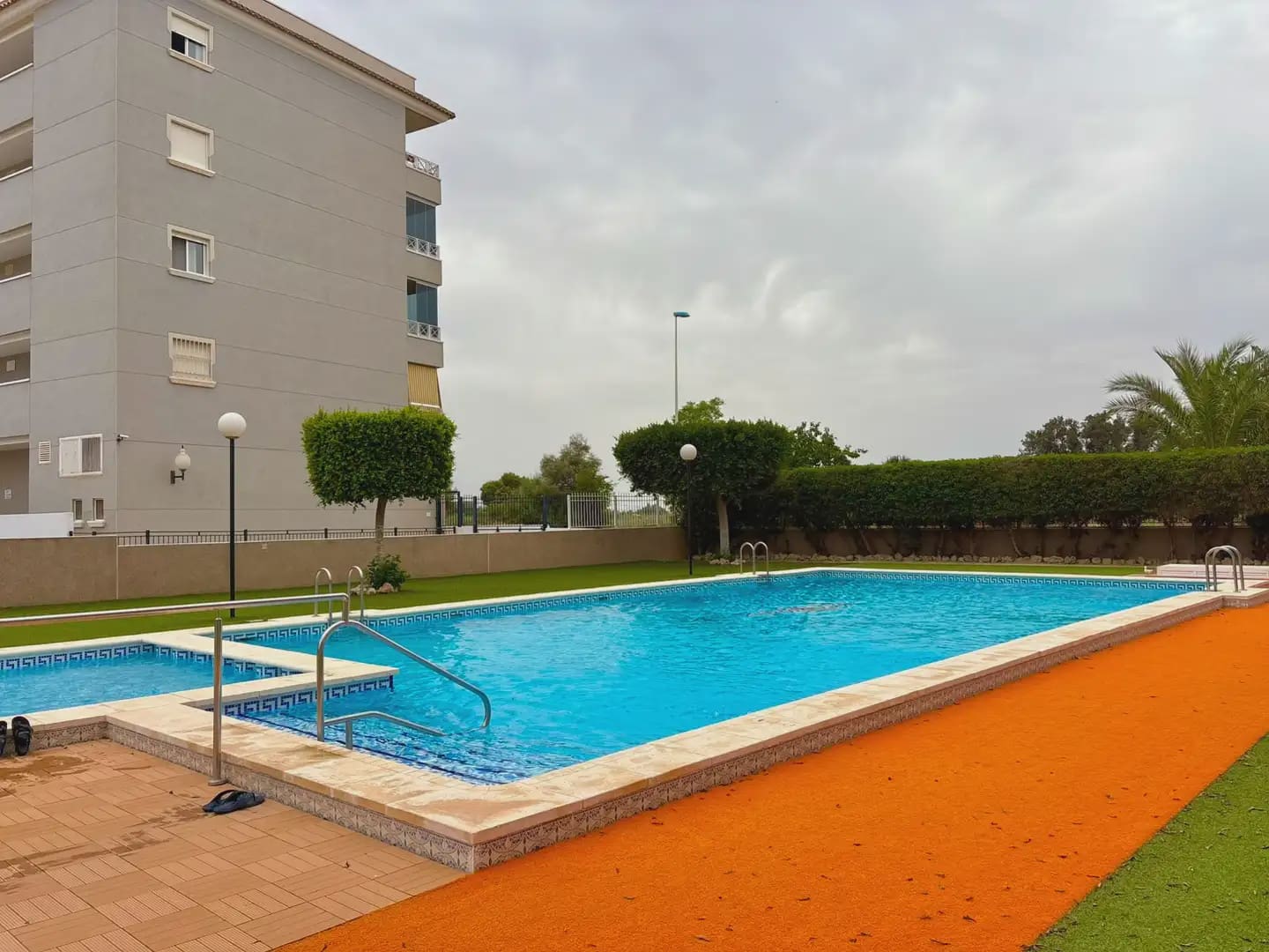 2 sovrum Lägenhet till salu i Guardamar del Segura med pool - 185 000 € (Ref: 10081819)