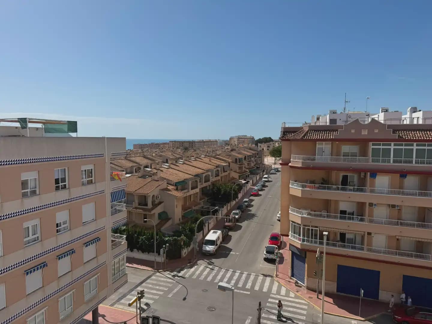 Piso de 3 habitaciones en Guardamar del Segura en venta - 159.900 € (Ref: 10172412)