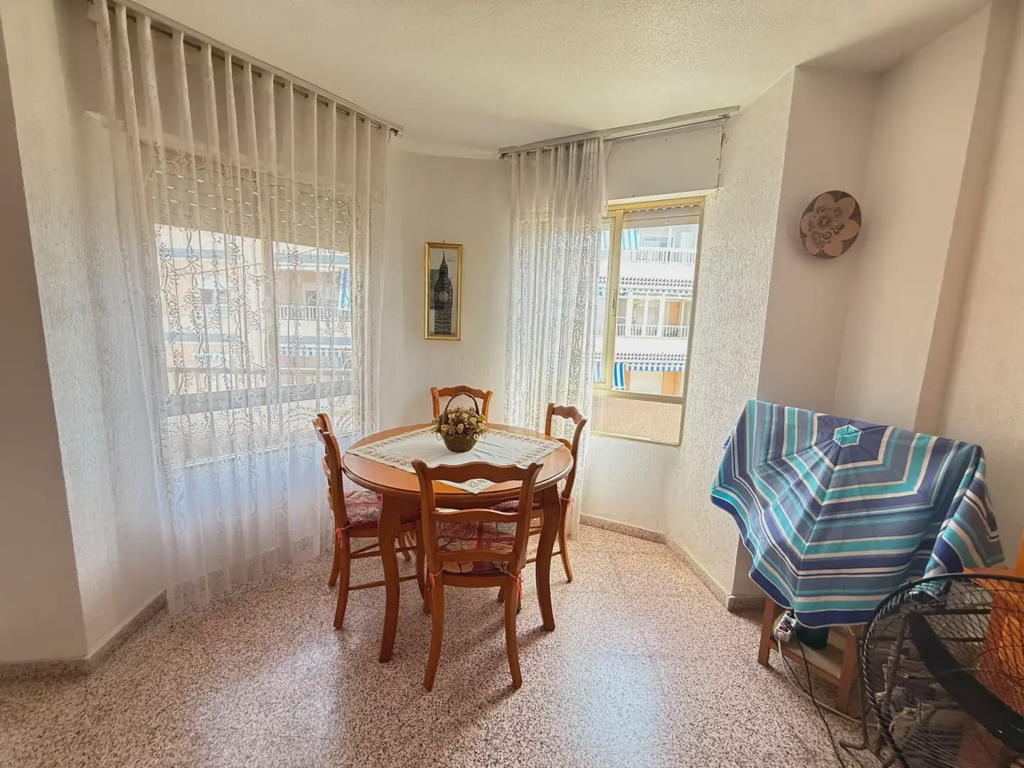 Piso de 3 habitaciones en Guardamar del Segura en venta - 159.900 € (Ref: 10172412)