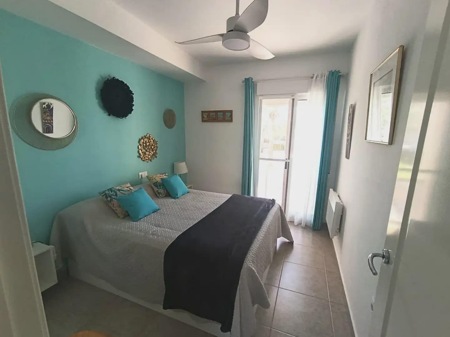 2 soveværelse Strandlejlighed til salg i Denia med swimmingpool garage - € 315.000 (Ref: 10086479)