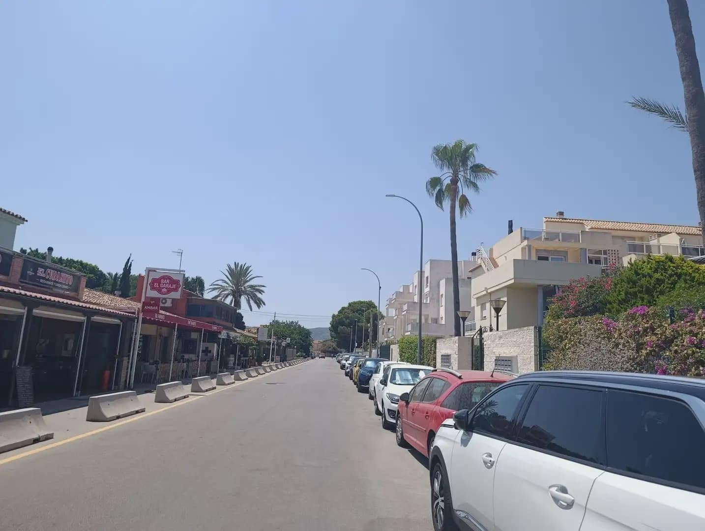 2 bedroom Beach Apartment for sale in Denia with pool garage - € 315,000 (Ref: 10086479)