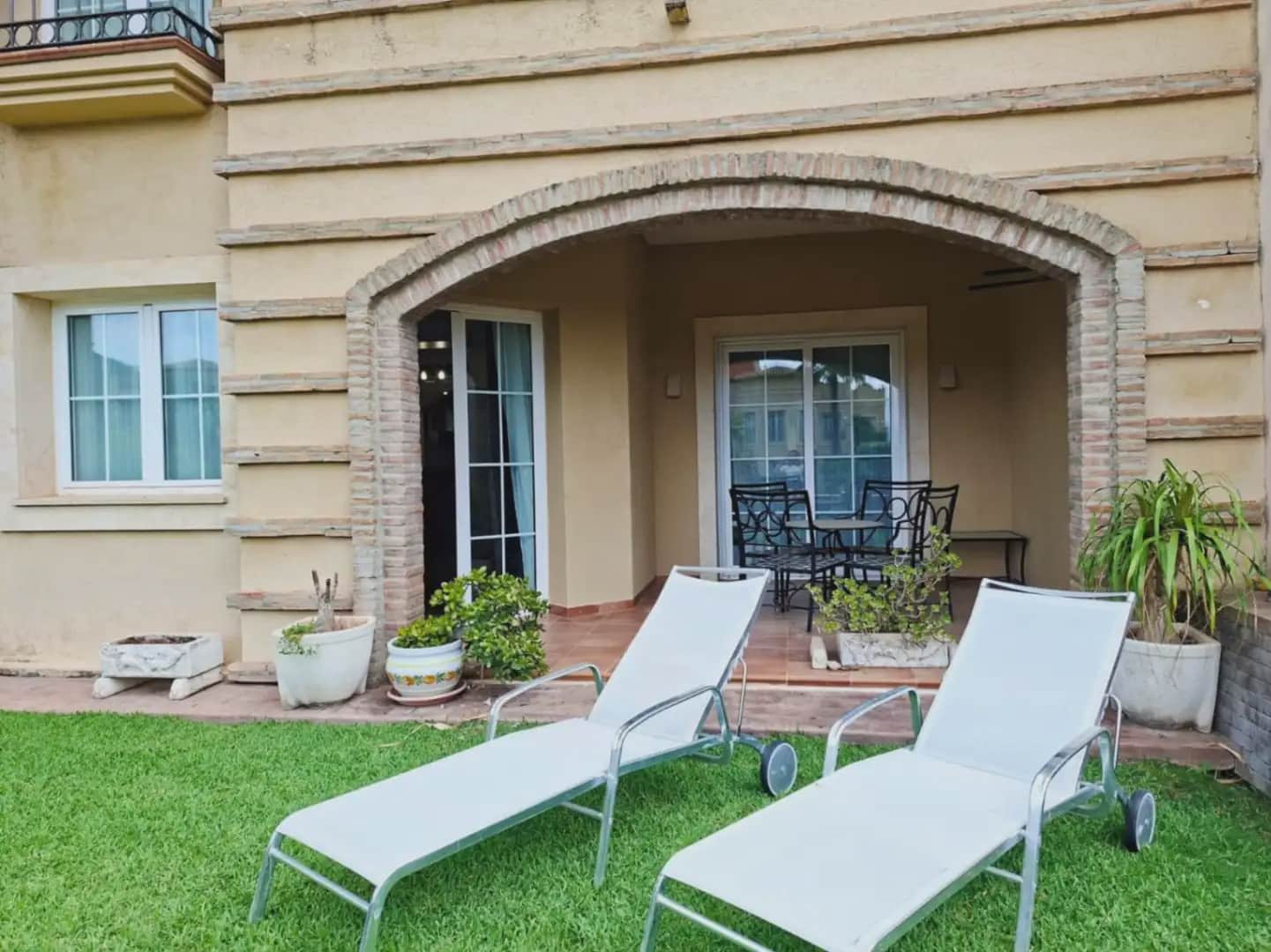 2 sypialnia Apartament na sprzedaż w Pedreguer z basenem garażem - 395 000 € (Ref: 10086484)