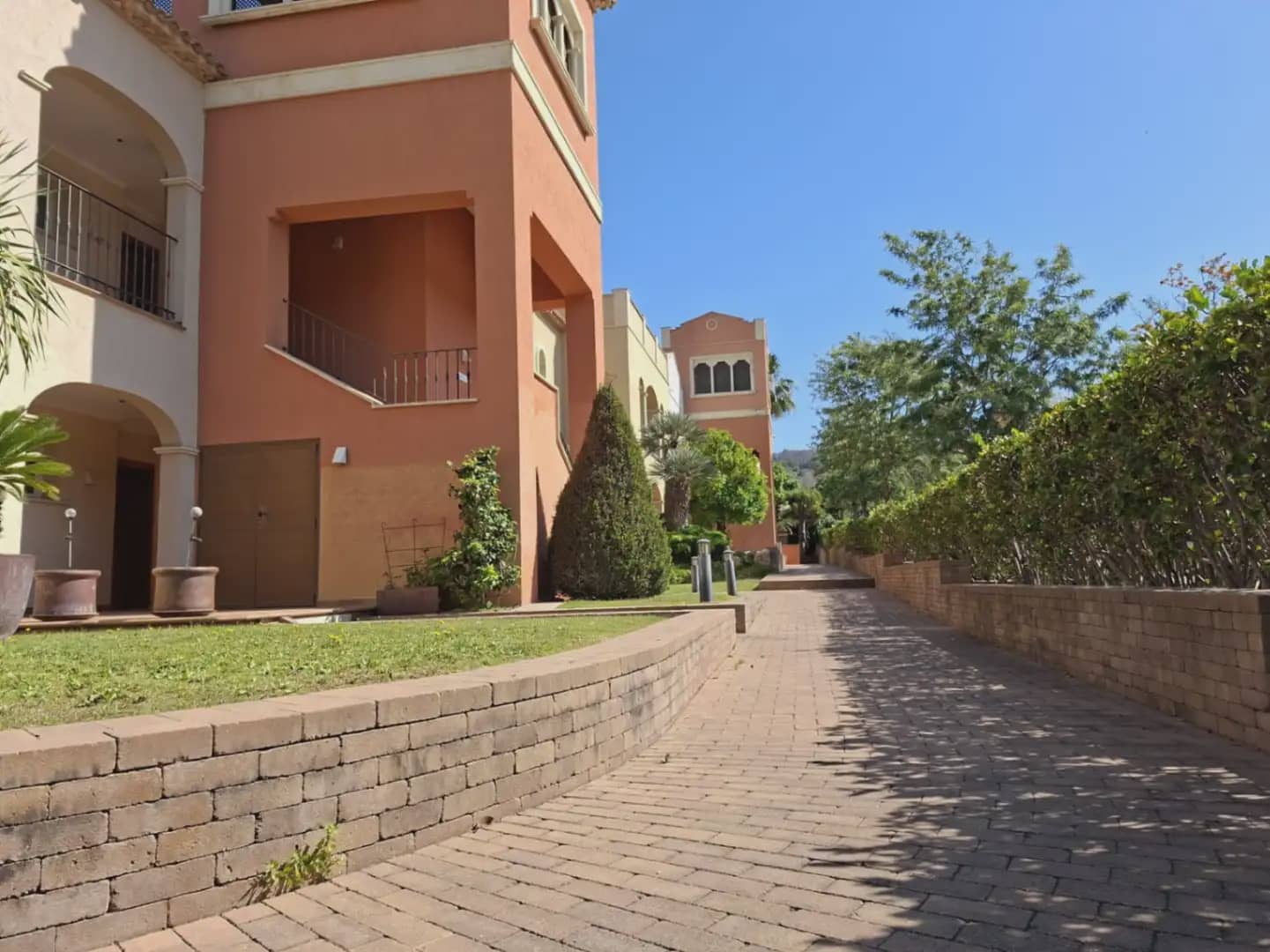 2 sypialnia Apartament na sprzedaż w Pedreguer z basenem garażem - 395 000 € (Ref: 10086484)