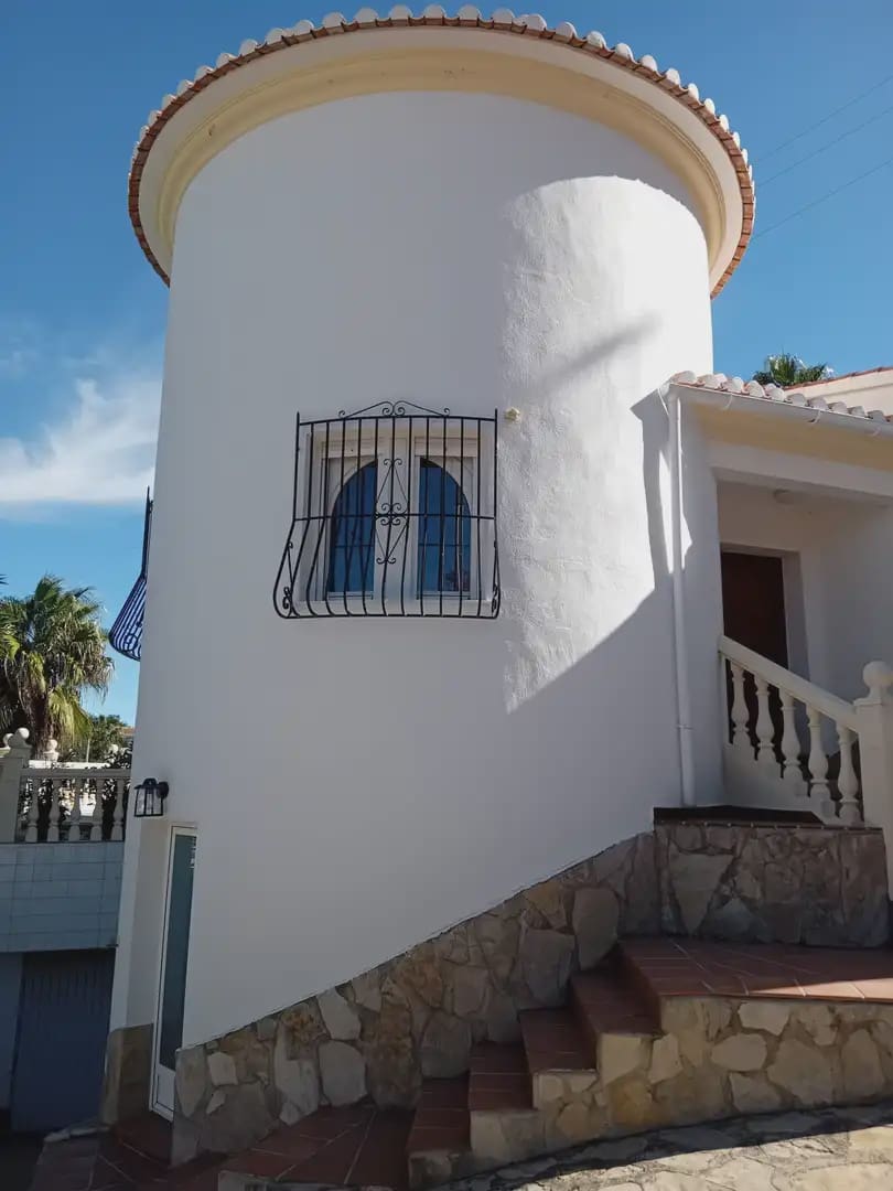 4 Zimmer Villa zu verkaufen in Denia mit Pool Garage - 590.000 € (Ref: 10086490)