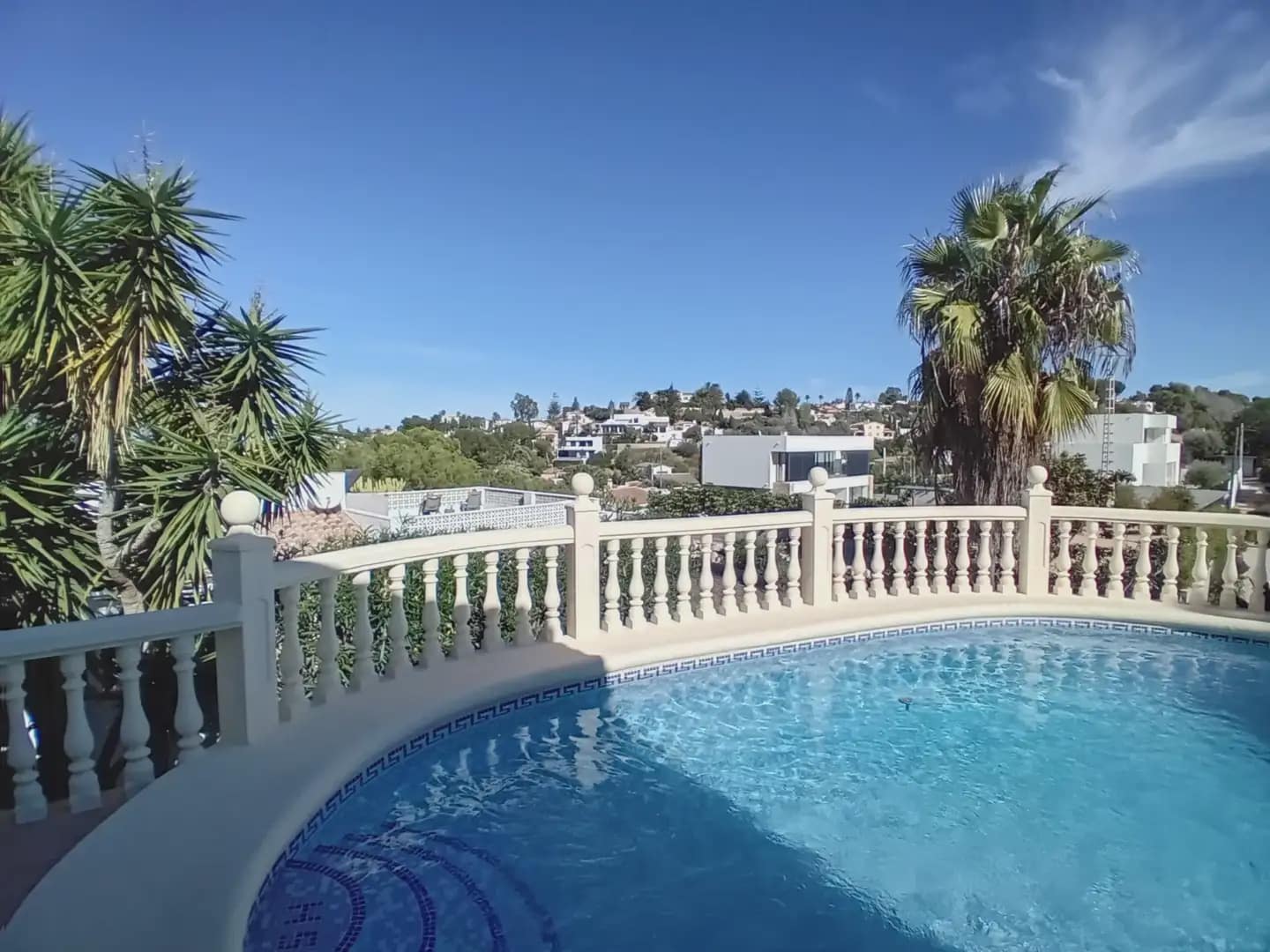 4 Zimmer Villa zu verkaufen in Denia mit Pool Garage - 590.000 € (Ref: 10086490)